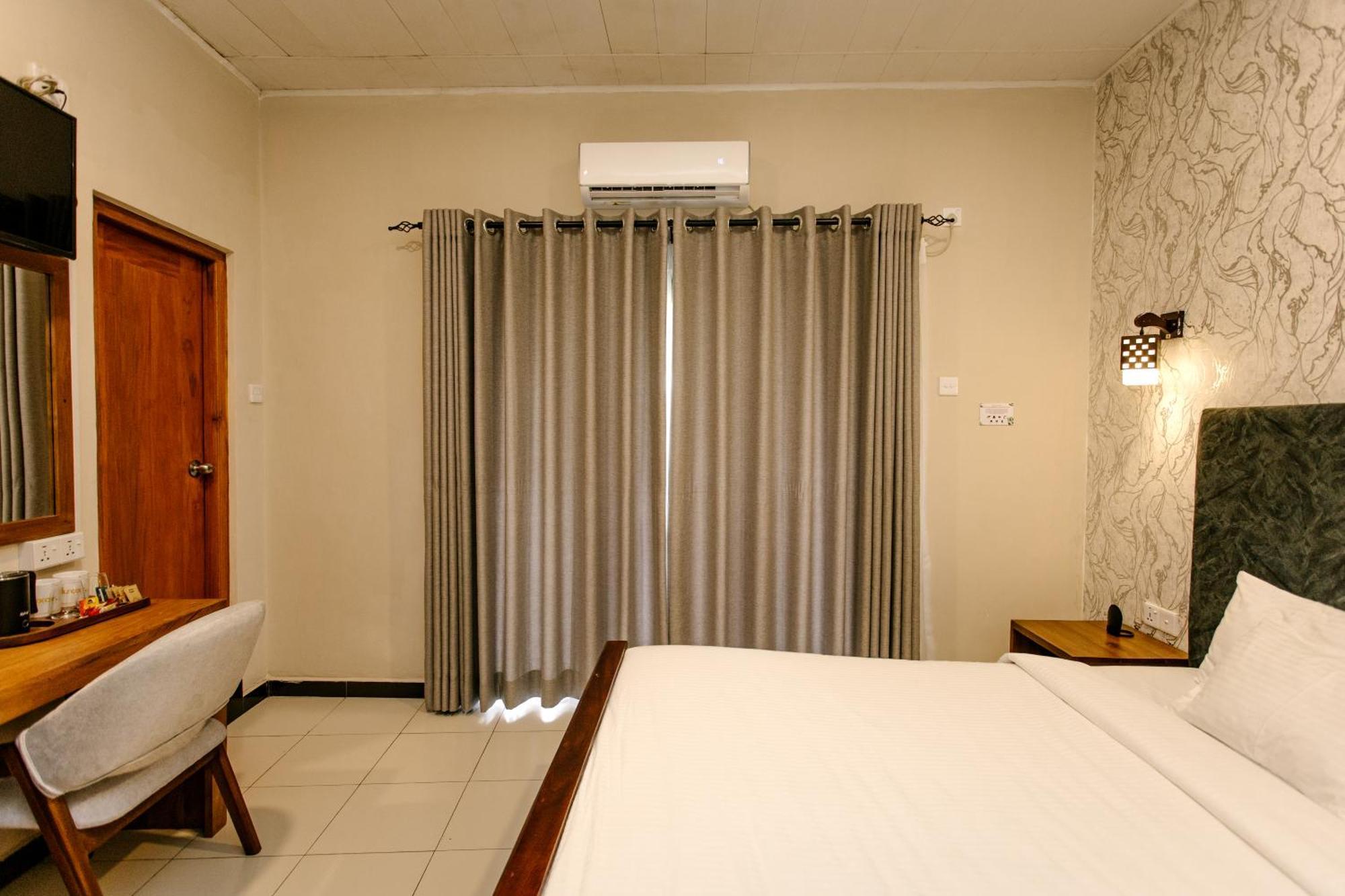 Hotel Luxor Kirindi Ella Bandarawela Exterior foto